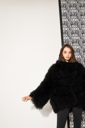 Fotoservizio/FW 22-23/WOMEN/PRESENTAZIONE/SIMONETTA RAVIZZA/DP2/16