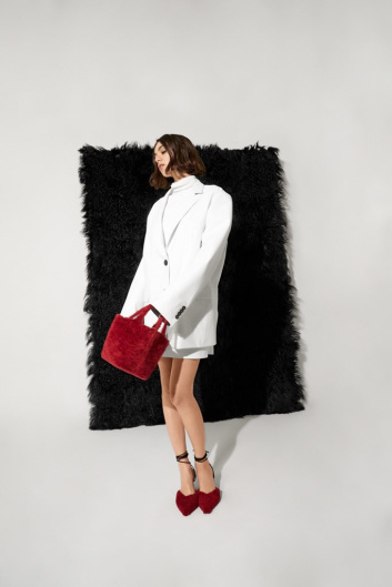 Fotoservizio/FW 22-23/WOMEN/PRESENTAZIONE/SIMONETTA RAVIZZA/DP2/18
