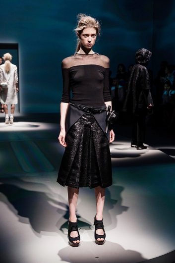 Fotoservizio/SS 2016/WOMEN/KRIZIA/DP2/0