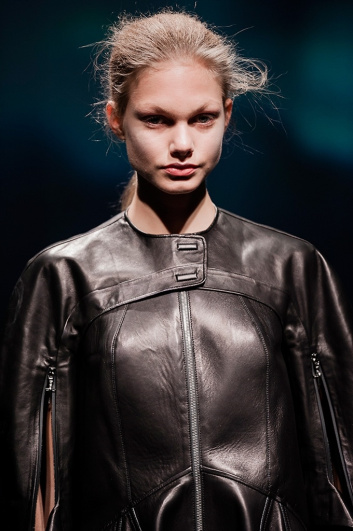 Fotoservizio/SS 2016/WOMEN/KRIZIA/DP2/9