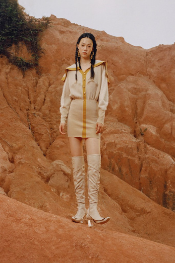 Fotoservizio/FW 22-23/WOMEN/PRESENTAZIONE/SARAWONG/DP2/17