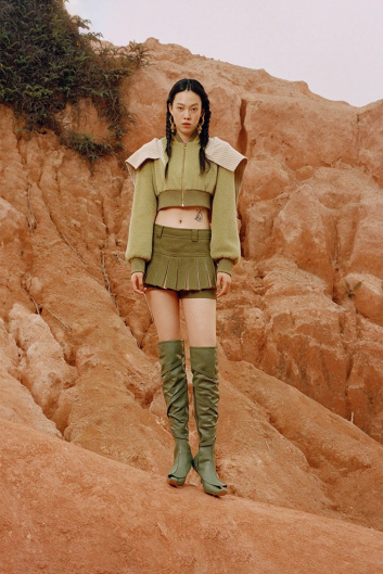 Fotoservizio/FW 22-23/WOMEN/PRESENTAZIONE/SARAWONG/DP2/28