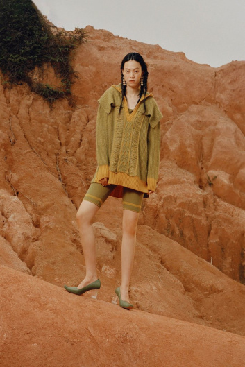 Fotoservizio/FW 22-23/WOMEN/PRESENTAZIONE/SARAWONG/DP2/25