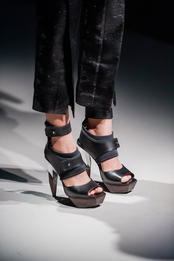 Fotoservizio/SS 2016/WOMEN/KRIZIA/DP2/14