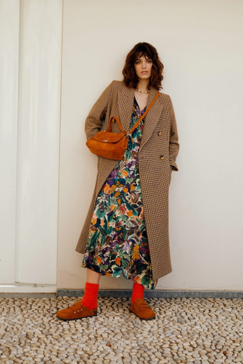 Fotoservizio/FW 22-23/WOMEN/PRESENTAZIONE/MOMONì/DP2/10