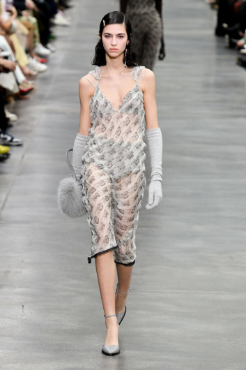 Fotoservizio/FW 22-23/WOMEN/SFILATA/FENDI/DP2/15