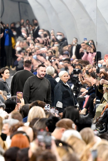 Fotoservizio/FW 22-23/WOMEN/SFILATA/FENDI/DP2/19