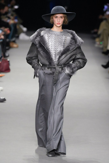 Fotoservizio/FW 22-23/WOMEN/SFILATA/ALBERTA FERRETTI/DP2/0