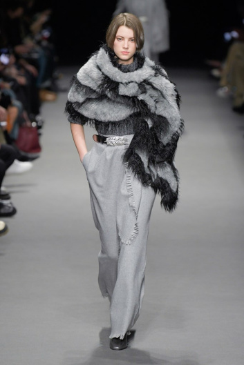Fotoservizio/FW 22-23/WOMEN/SFILATA/ALBERTA FERRETTI/DP2/5