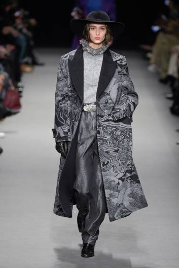 Fotoservizio/FW 22-23/WOMEN/SFILATA/ALBERTA FERRETTI/DP2/7