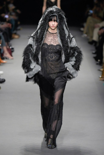 Fotoservizio/FW 22-23/WOMEN/SFILATA/ALBERTA FERRETTI/DP2/6