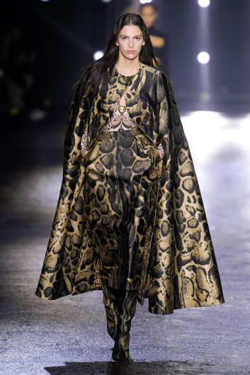 Fotoservizio/FW 22-23/WOMEN/SFILATA/ROBERTO CAVALLI/DP2/1