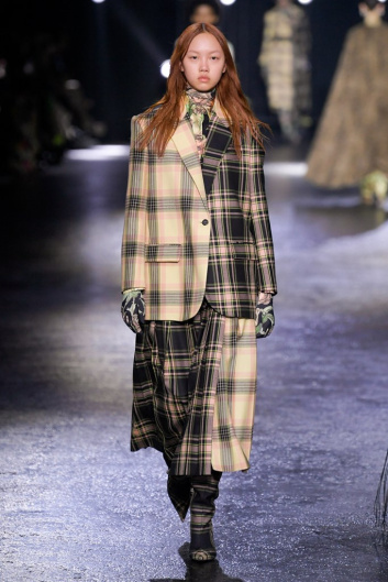 Fotoservizio/FW 22-23/WOMEN/SFILATA/ROBERTO CAVALLI/DP2/24
