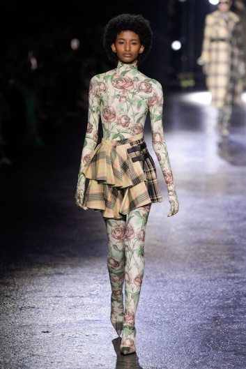 Fotoservizio/FW 22-23/WOMEN/SFILATA/ROBERTO CAVALLI/DP2/25