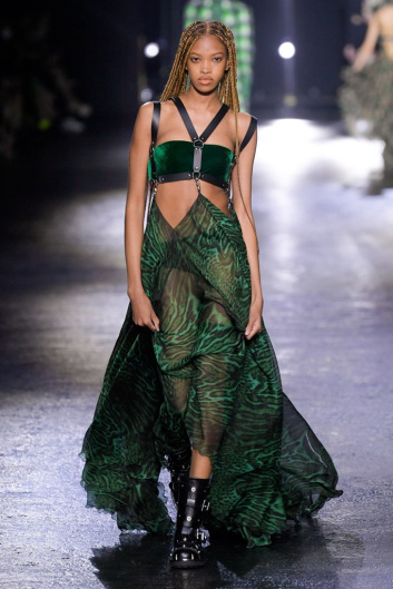Fotoservizio/FW 22-23/WOMEN/SFILATA/ROBERTO CAVALLI/DP2/20