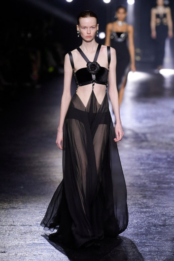 Fotoservizio/FW 22-23/WOMEN/SFILATA/ROBERTO CAVALLI/DP2/13