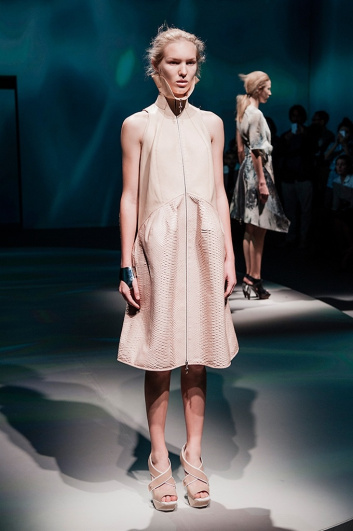 Fotoservizio/SS 2016/WOMEN/KRIZIA/DP2/51