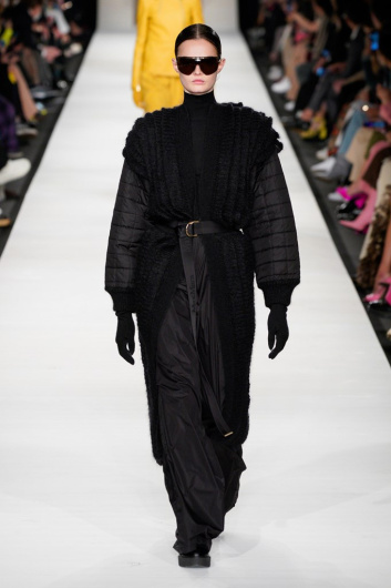Fotoservizio/FW 22-23/WOMEN/SFILATA/MAX MARA/DP2/18