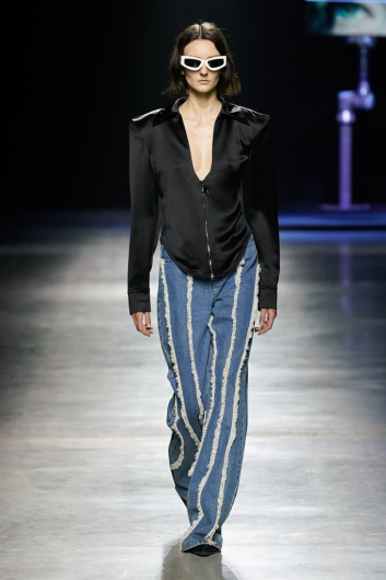 Fotoservizio/FW 22-23/WOMEN/SFILATA/ANNAKIKI/DP2/12