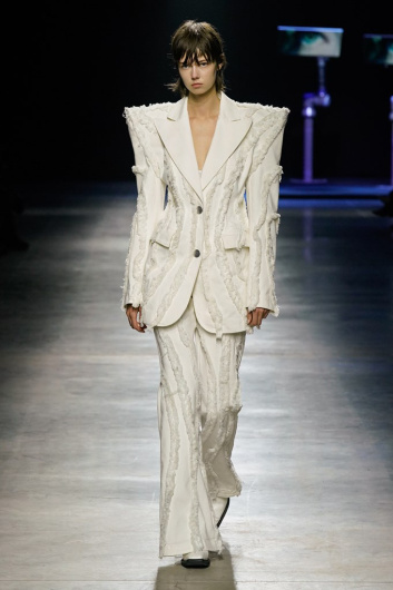 Fotoservizio/FW 22-23/WOMEN/SFILATA/ANNAKIKI/DP2/13