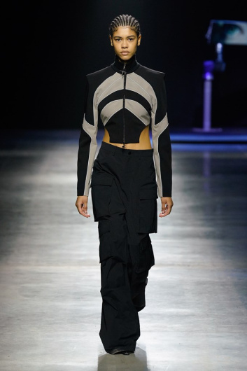 Fotoservizio/FW 22-23/WOMEN/SFILATA/ANNAKIKI/DP2/8