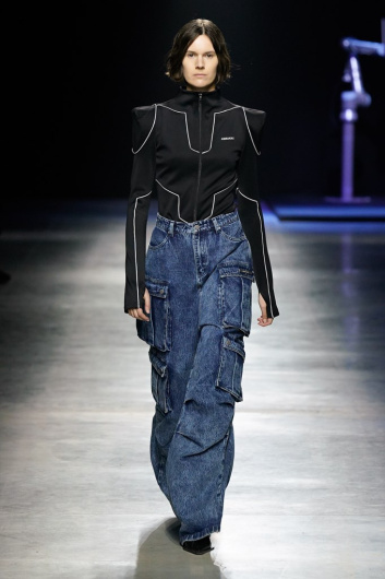 Fotoservizio/FW 22-23/WOMEN/SFILATA/ANNAKIKI/DP2/9