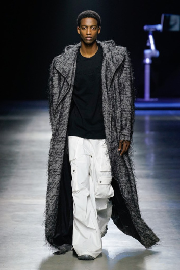 Fotoservizio/FW 22-23/WOMEN/SFILATA/ANNAKIKI/DP2/33