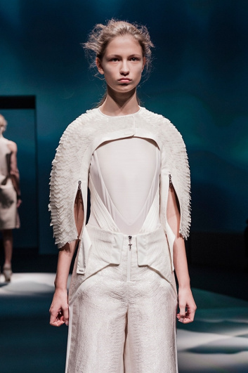 Fotoservizio/SS 2016/WOMEN/KRIZIA/DP2/100