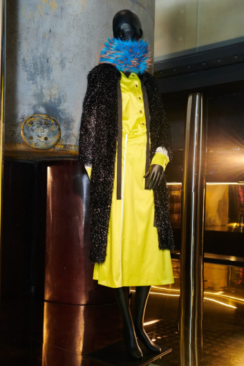 Fotoservizio/FW 22-23/WOMEN/PRESENTAZIONE/GILBERTO CALZOLARI/DP2/12