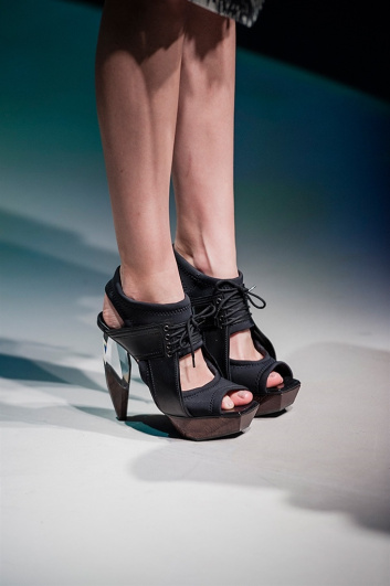 Fotoservizio/SS 2016/WOMEN/KRIZIA/DP2/106