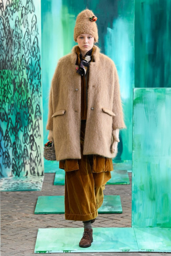Fotoservizio/FW 22-23/WOMEN/SFILATA/DANIELA GREGIS/DP2/10