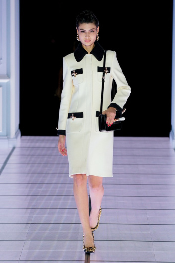 Fotoservizio/FW 22-23/WOMEN/SFILATA/MOSCHINO/DP2/2