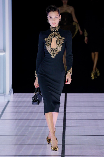 Fotoservizio/FW 22-23/WOMEN/SFILATA/MOSCHINO/DP2/6