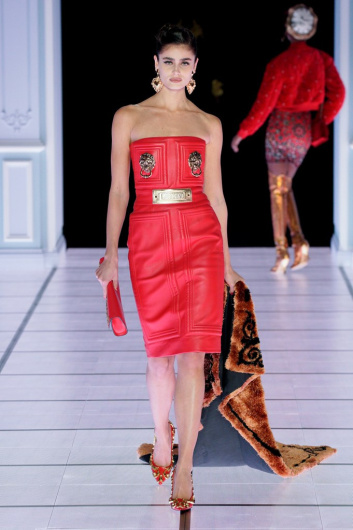 Fotoservizio/FW 22-23/WOMEN/SFILATA/MOSCHINO/DP2/10