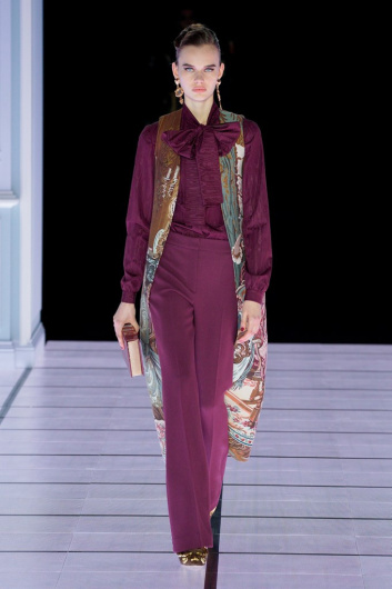 Fotoservizio/FW 22-23/WOMEN/SFILATA/MOSCHINO/DP2/15