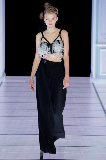 Fotoservizio/FW 22-23/WOMEN/SFILATA/MOSCHINO/DP2/13