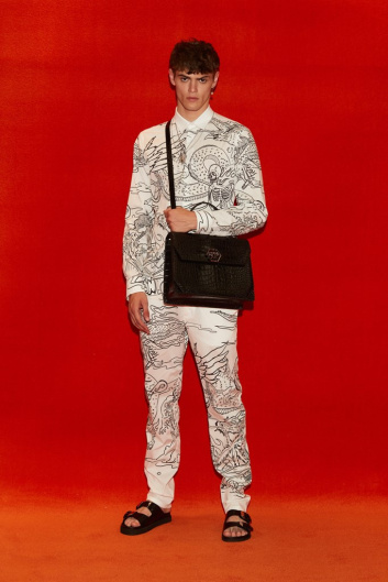 Fotoservizio/SS 2022/MEN/SFILATA/PHILIPP PLEIN/DP2/17