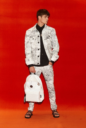 Fotoservizio/SS 2022/MEN/SFILATA/PHILIPP PLEIN/DP2/19