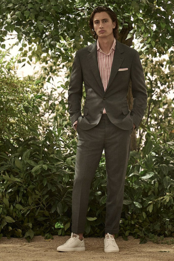 Fotoservizio/SS 2022/MEN/APPUNTAMENTO/BRUNELLO CUCINELLI/DP2/3