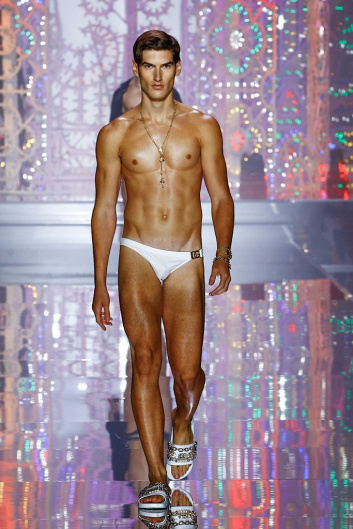 Fotoservizio/SS 2022/MEN/SFILATA/DOLCE & GABBANA/DP2/22