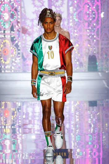 Fotoservizio/SS 2022/MEN/SFILATA/DOLCE & GABBANA/DP2/16