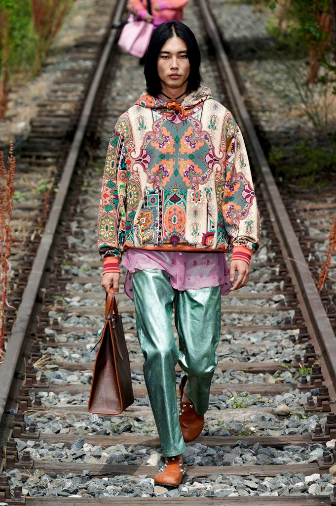 Fotoservizio/SS 2022/MEN/SFILATA/ETRO/DP2/0