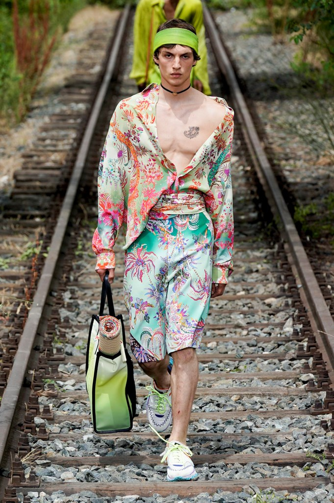 Fotoservizio/SS 2022/MEN/SFILATA/ETRO/DP2/4