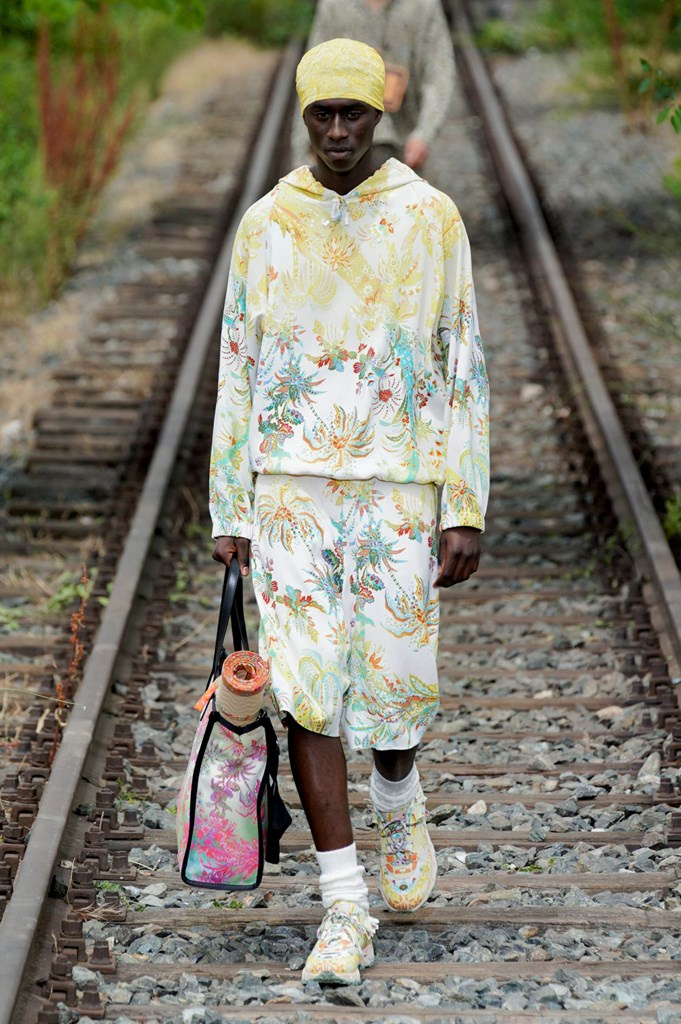 Fotoservizio/SS 2022/MEN/SFILATA/ETRO/DP2/5