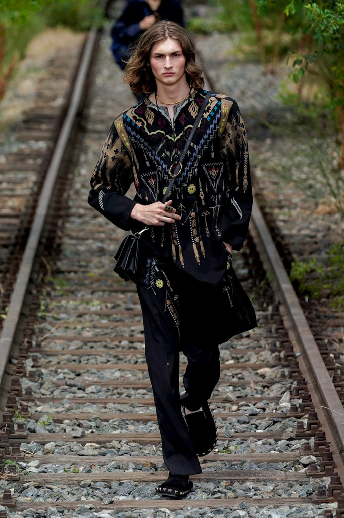 Fotoservizio/SS 2022/MEN/SFILATA/ETRO/DP2/2
