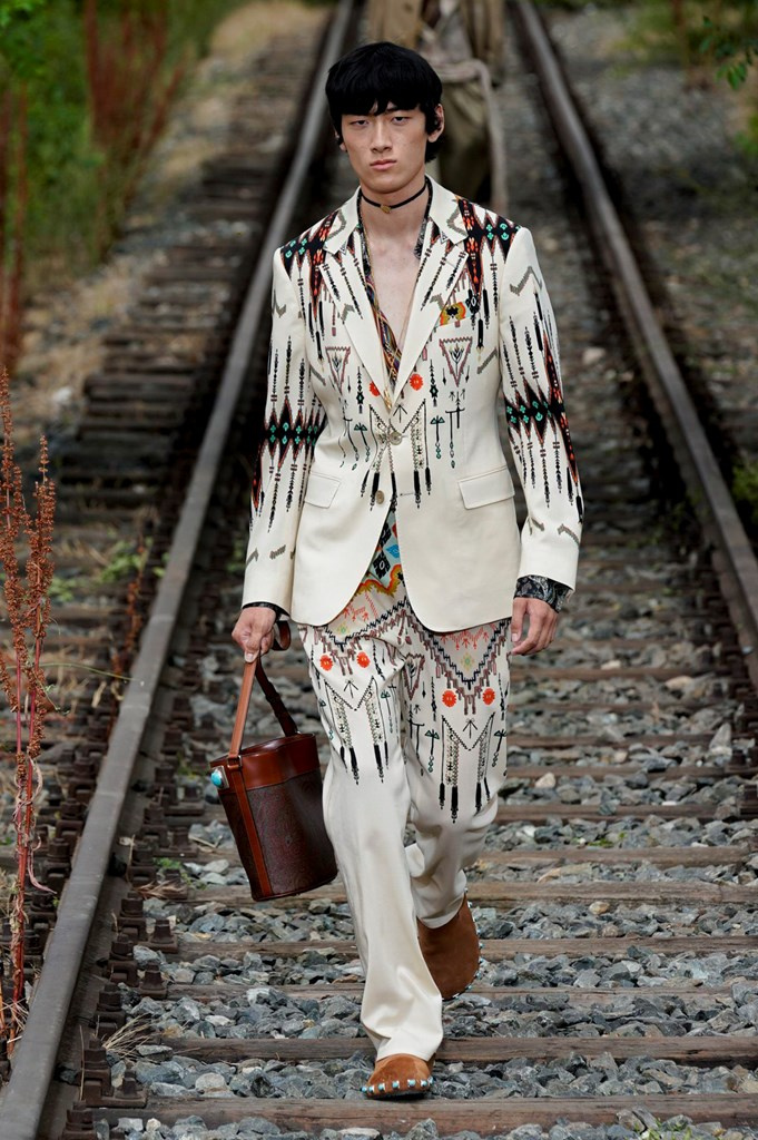 Fotoservizio/SS 2022/MEN/SFILATA/ETRO/DP2/3