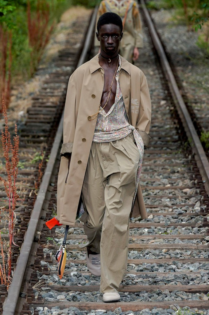 Fotoservizio/SS 2022/MEN/SFILATA/ETRO/DP2/4