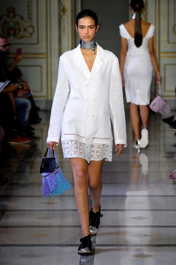 Fotoservizio/SS 2016/WOMEN/ANDREA INCONTRI/DP1/4