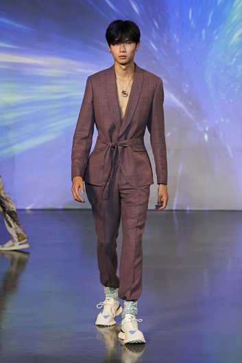 Fotoservizio/SS 2022/MEN/SFILATA/MIGUEL VIEIRA/DP2/25