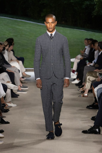 Fotoservizio/SS 2022/MEN/SFILATA/GIORGIO ARMANI/DP2/7